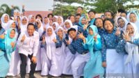 Bupati-Masduki-turun-langsung-ke-sekolah-pastikan-seragam-gratis-tepat-sasaran