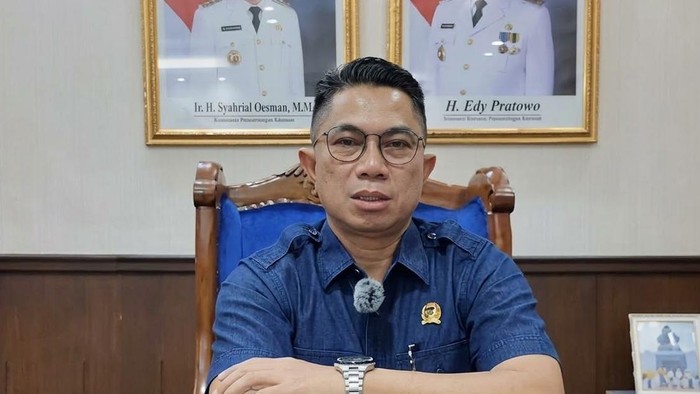 wakil-ketua-iii-dprd-kalimantan-tengah-kalteng-junaidi-1792554747396_169